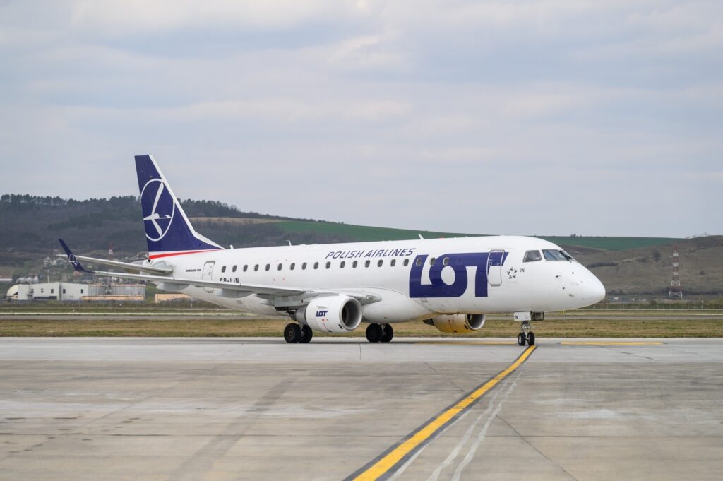 LOT Polish Airlines la Cluj